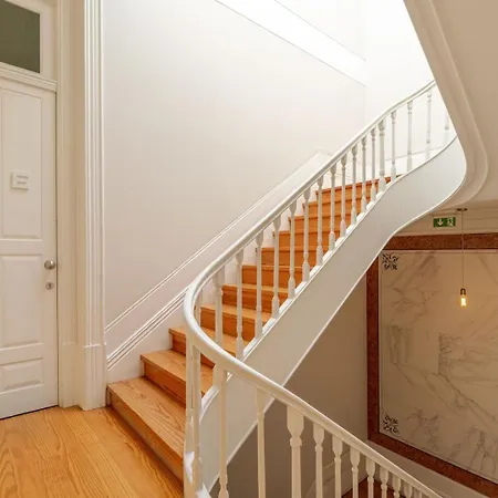 Apartament Classic Meets Modern - Downtown Balcony Retreat Porto